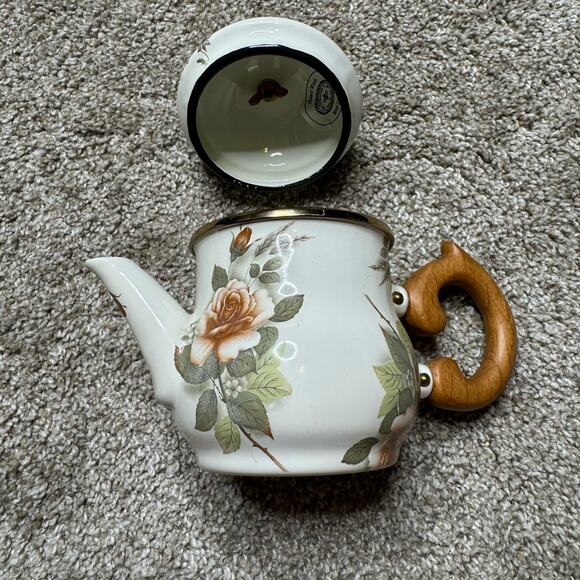 Mackenzie Childs Vintage NWT 1995 Camp Rose Teapot - Picture 3 of 6